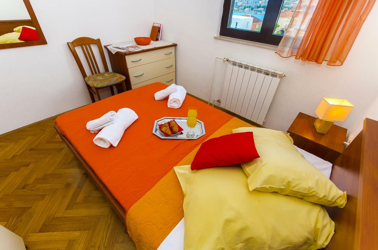 Apartment Ive Trogir Exterior foto