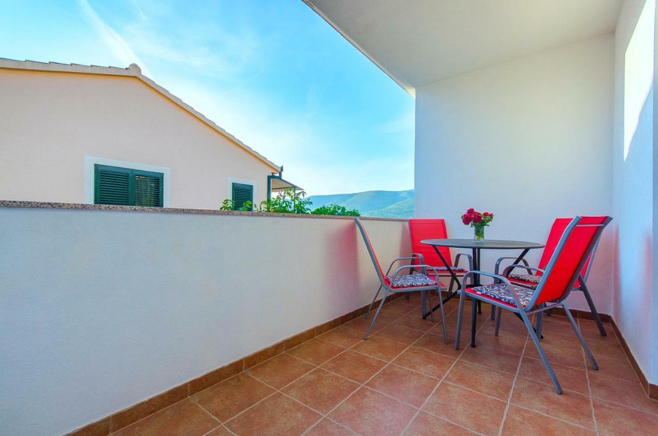 Apartment Ive Trogir Exterior foto